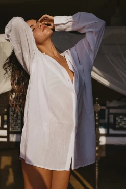 AMY OVERSIZED SHIRT (WHITE)><noscript><img width=